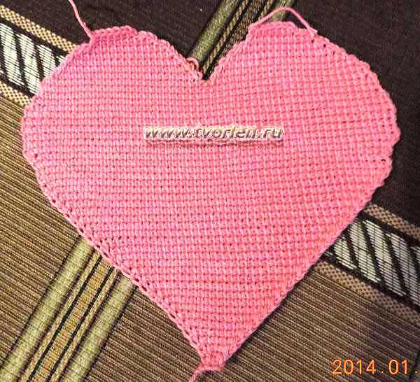 салфетка-сердце-тунисское-вязание-3